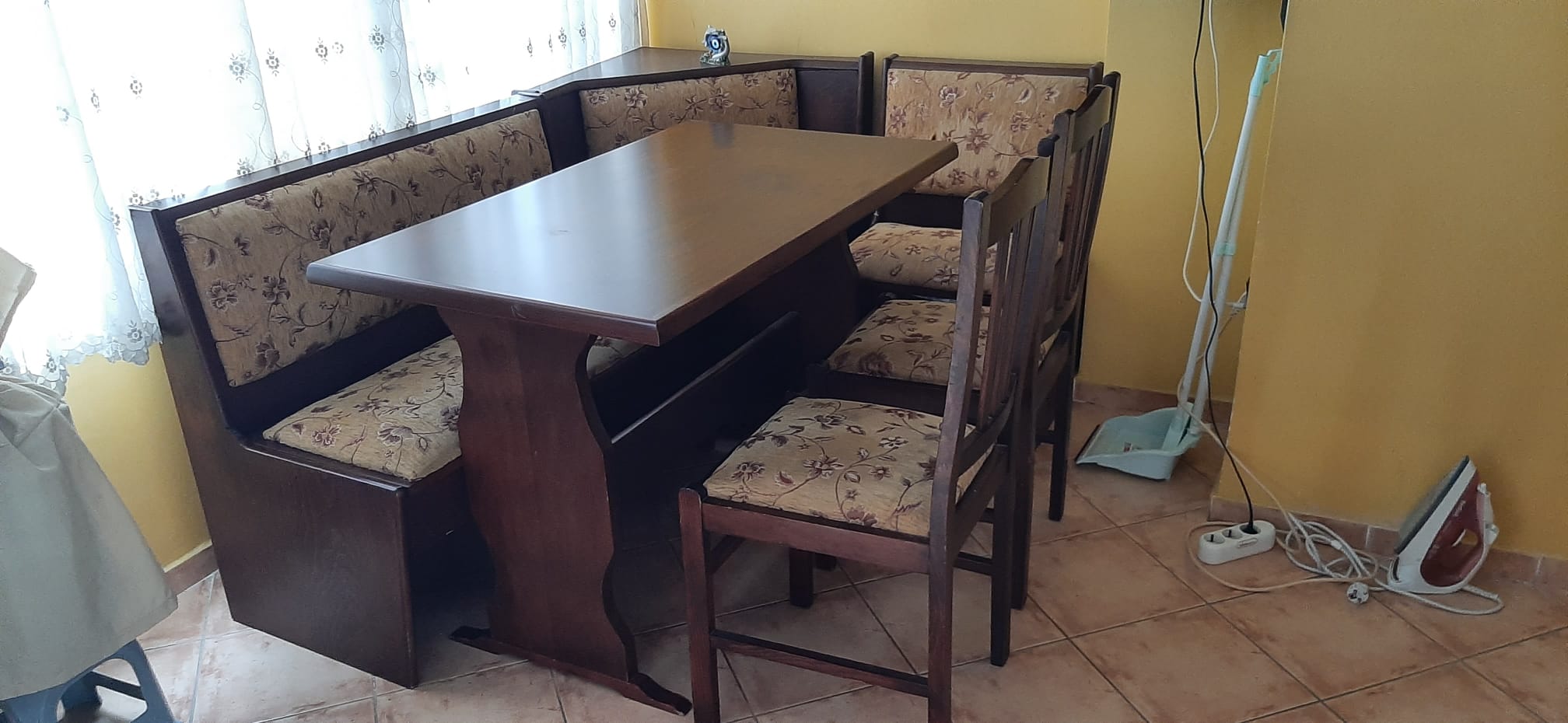 İKİNCİ EL KÖŞE MUTFAK MASASI