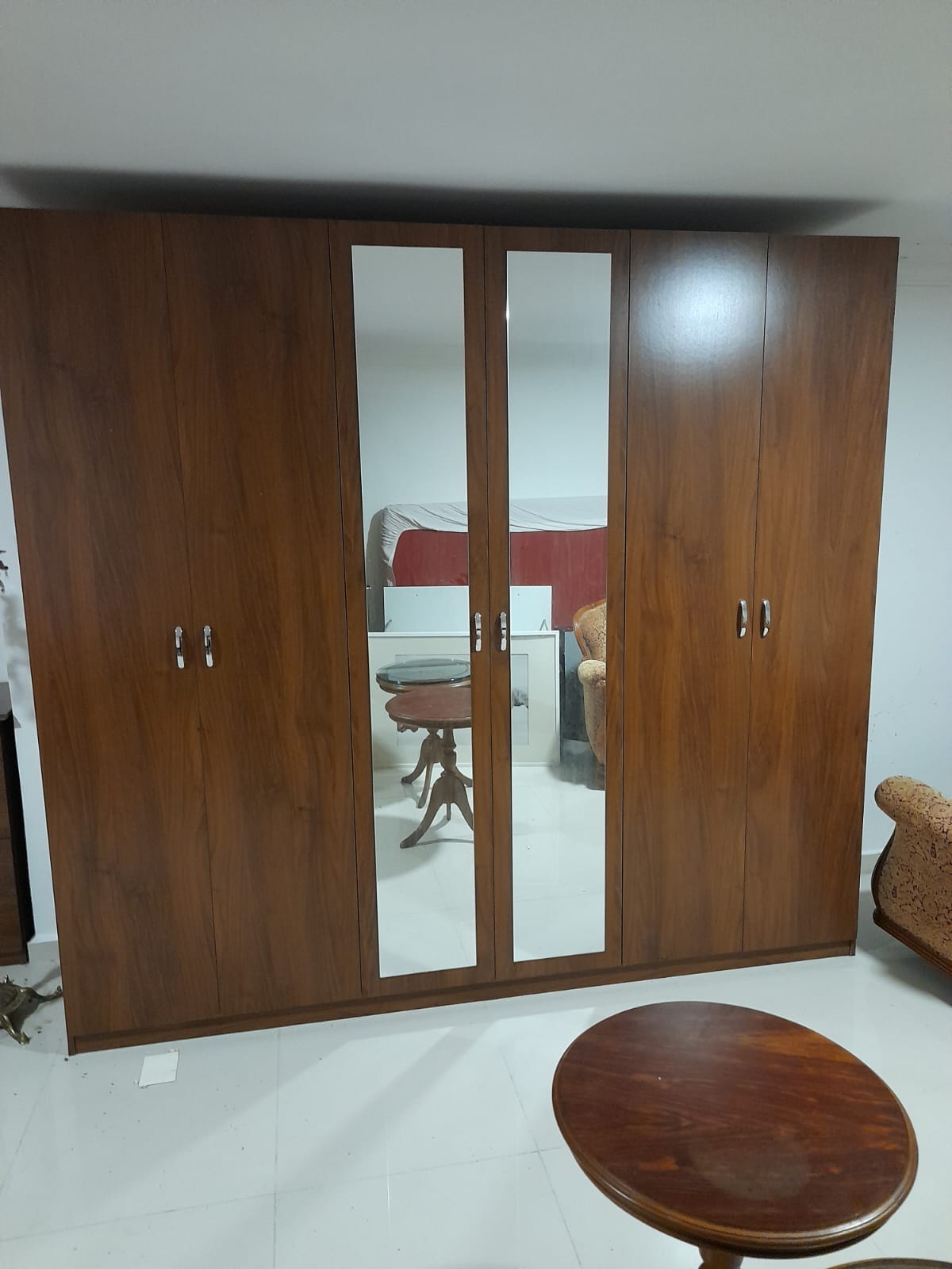 spot aynalı 6 kapılı elbise dolabı